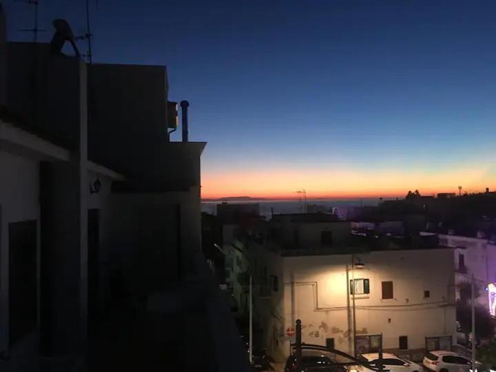 Casa Vacanze Flora بيسْكيتْشّي المظهر الخارجي الصورة