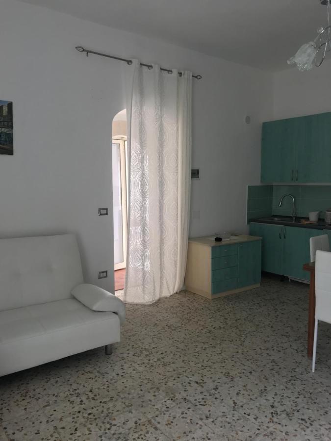 Casa Vacanze Flora بيسْكيتْشّي المظهر الخارجي الصورة